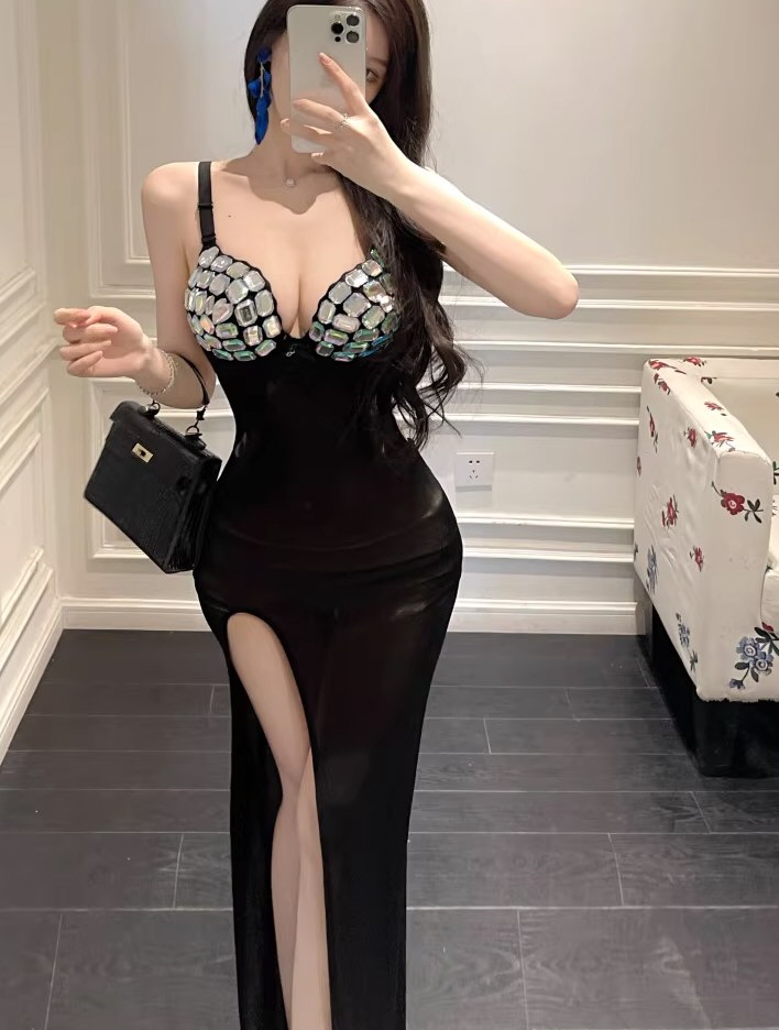 性感女神情趣连衣裙写真