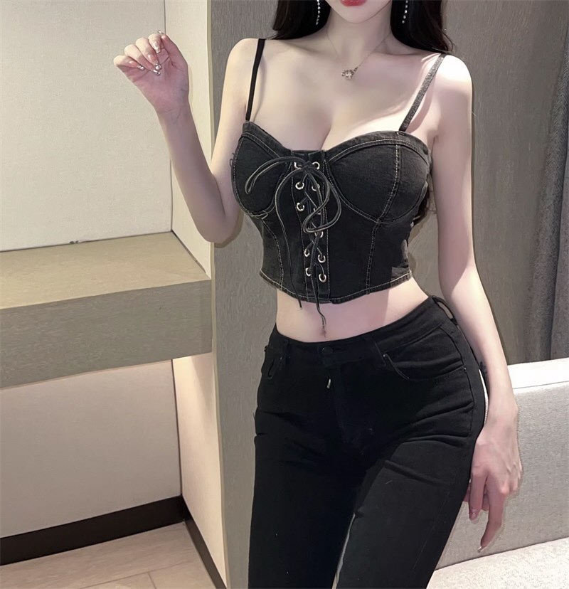 美丽女神性感吊带内衣相册精选