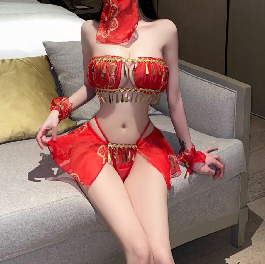 丰腴模特情趣连衣裙套图