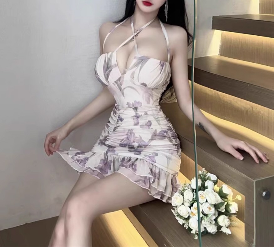妖艳美女情趣连衣裙套图