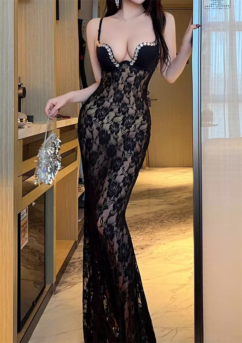 靓丽软妹情趣连衣裙写真