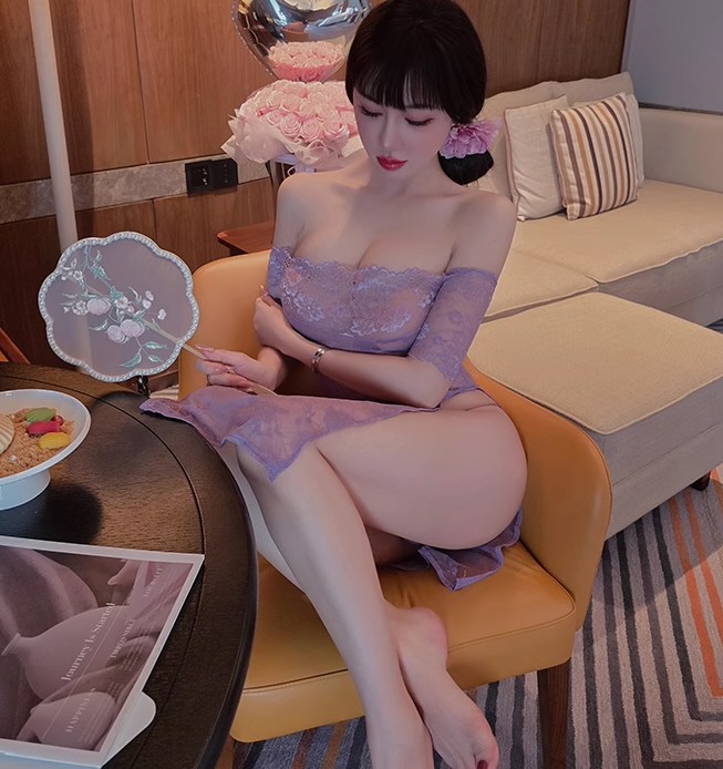 绝色淘女郎情趣连衣裙照片