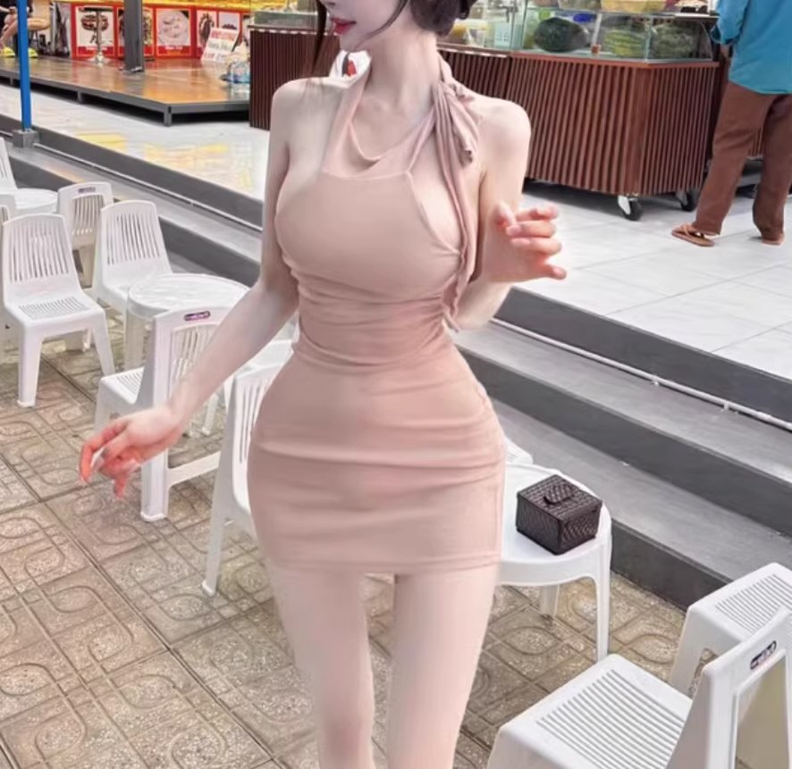 绝色美女情趣连衣裙照片