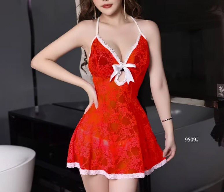 白嫩美女情趣连衣裙套图