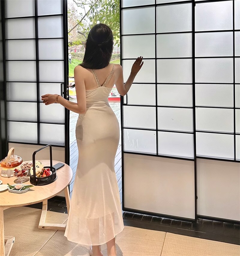漂亮美女情趣连衣裙图集