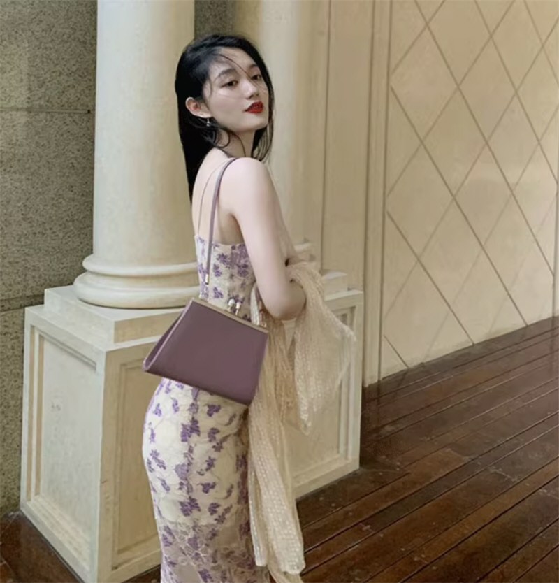 靓丽美女情趣连衣裙原图福利