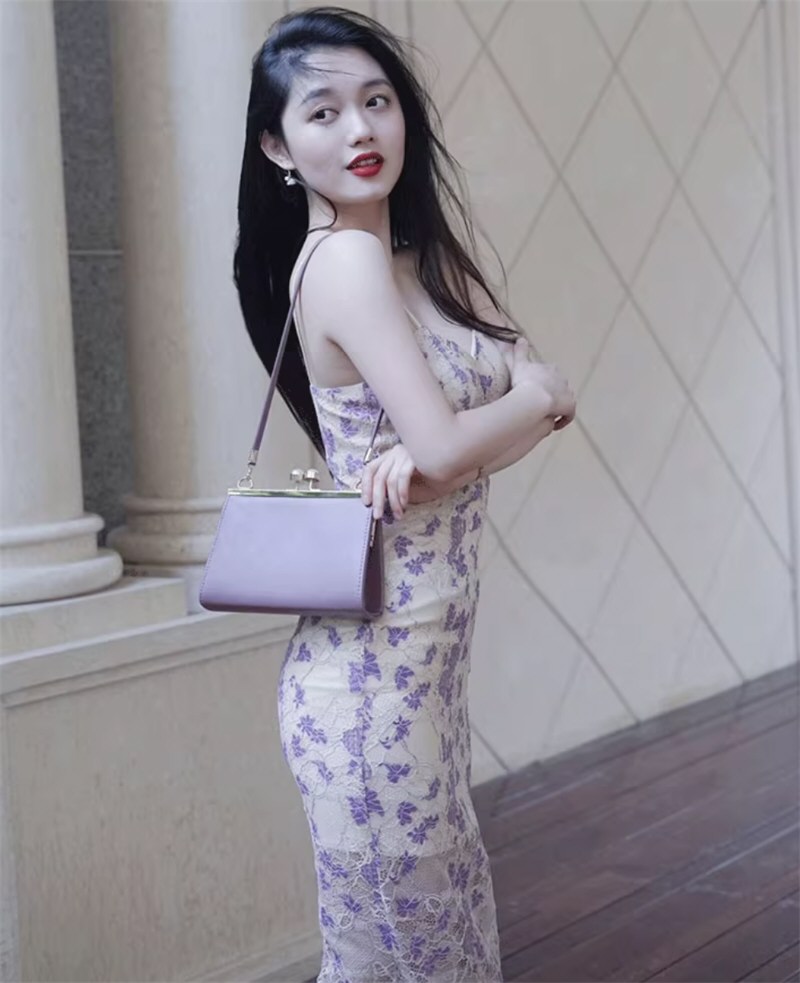 靓丽美女情趣连衣裙原图福利