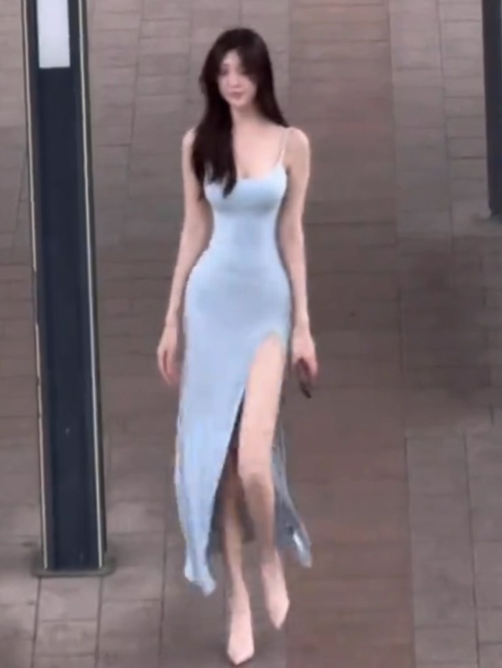 妖艳少女情趣连衣裙相册