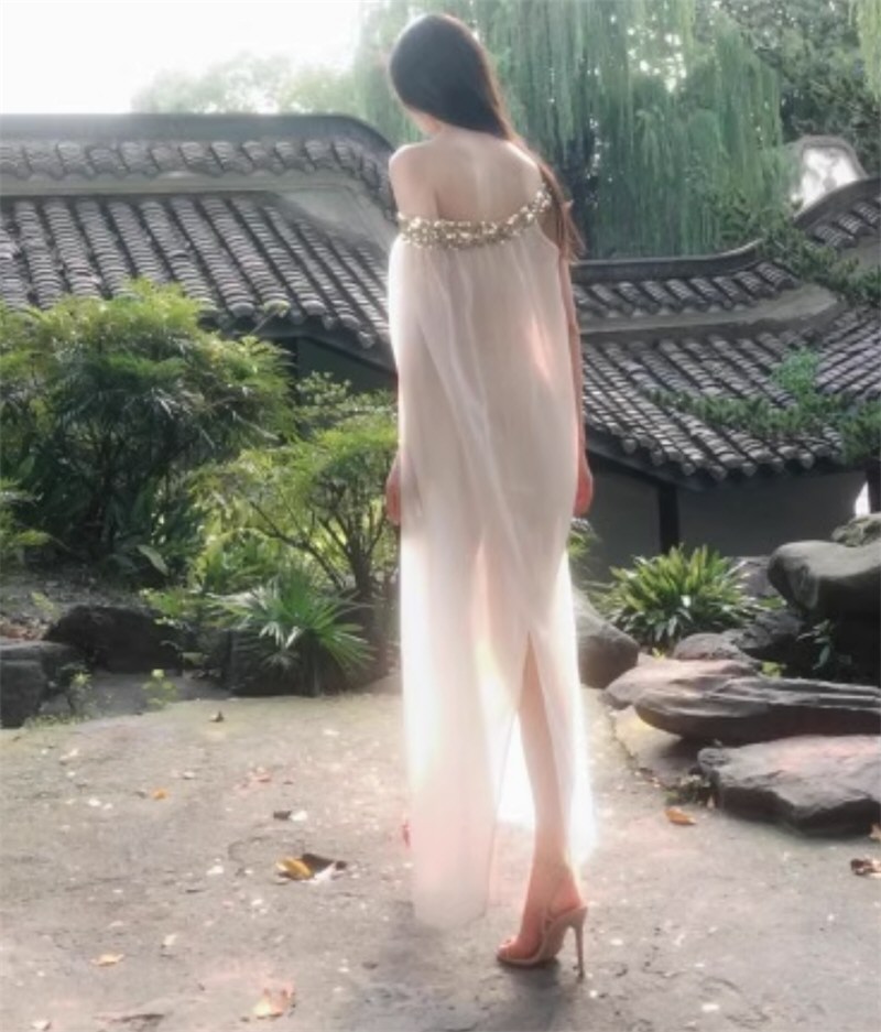 极品尤物情趣连衣裙原图