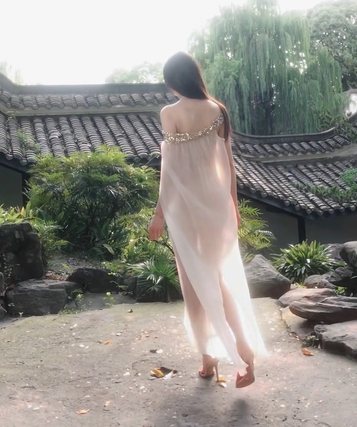 极品尤物情趣连衣裙原图