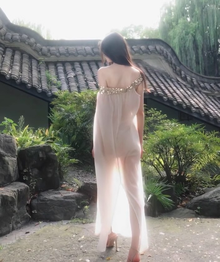 极品尤物情趣连衣裙原图