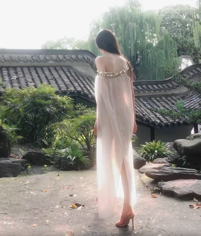 极品尤物情趣连衣裙原图
