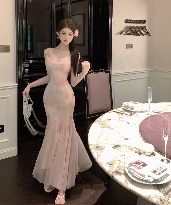 漂亮女神情趣连衣裙照全集