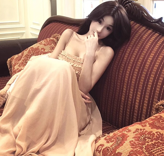 美丽美女情趣连衣裙写真