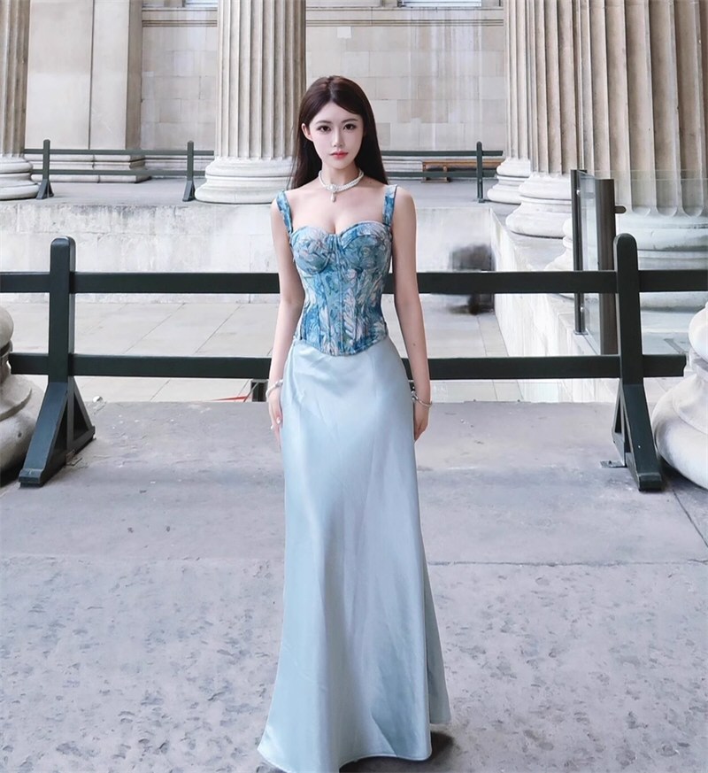 妩媚美女情趣连衣裙图集