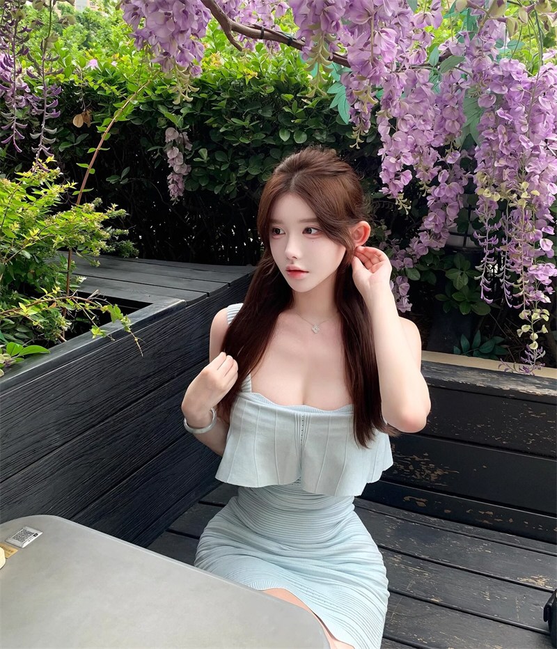 妩媚美女情趣连衣裙图集