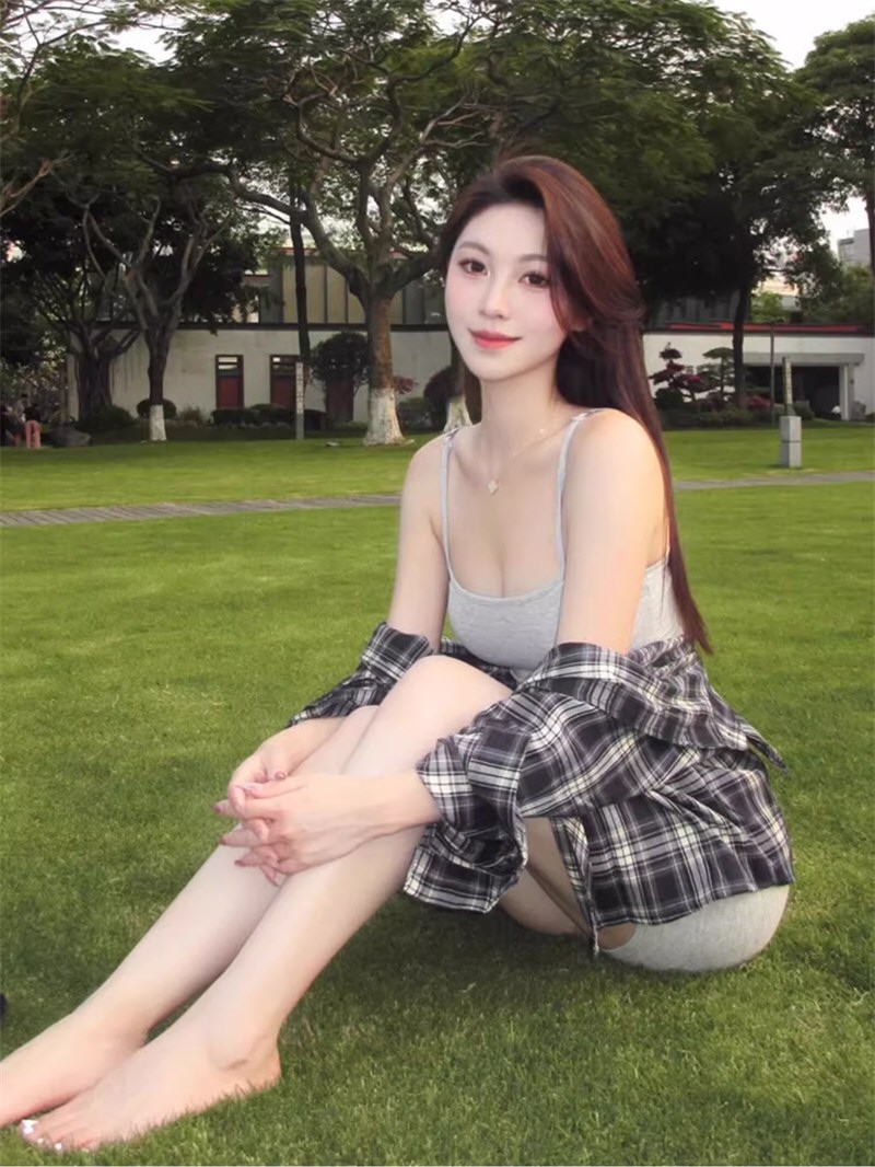 美貌淘女郎情趣连衣裙照片