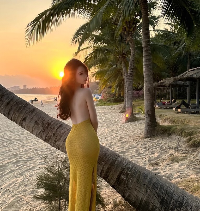 美丽模特性感连衣裙图片专辑