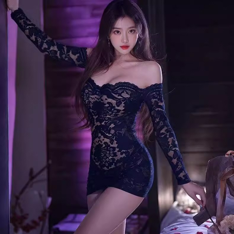 丰满网红性感连衣裙写真