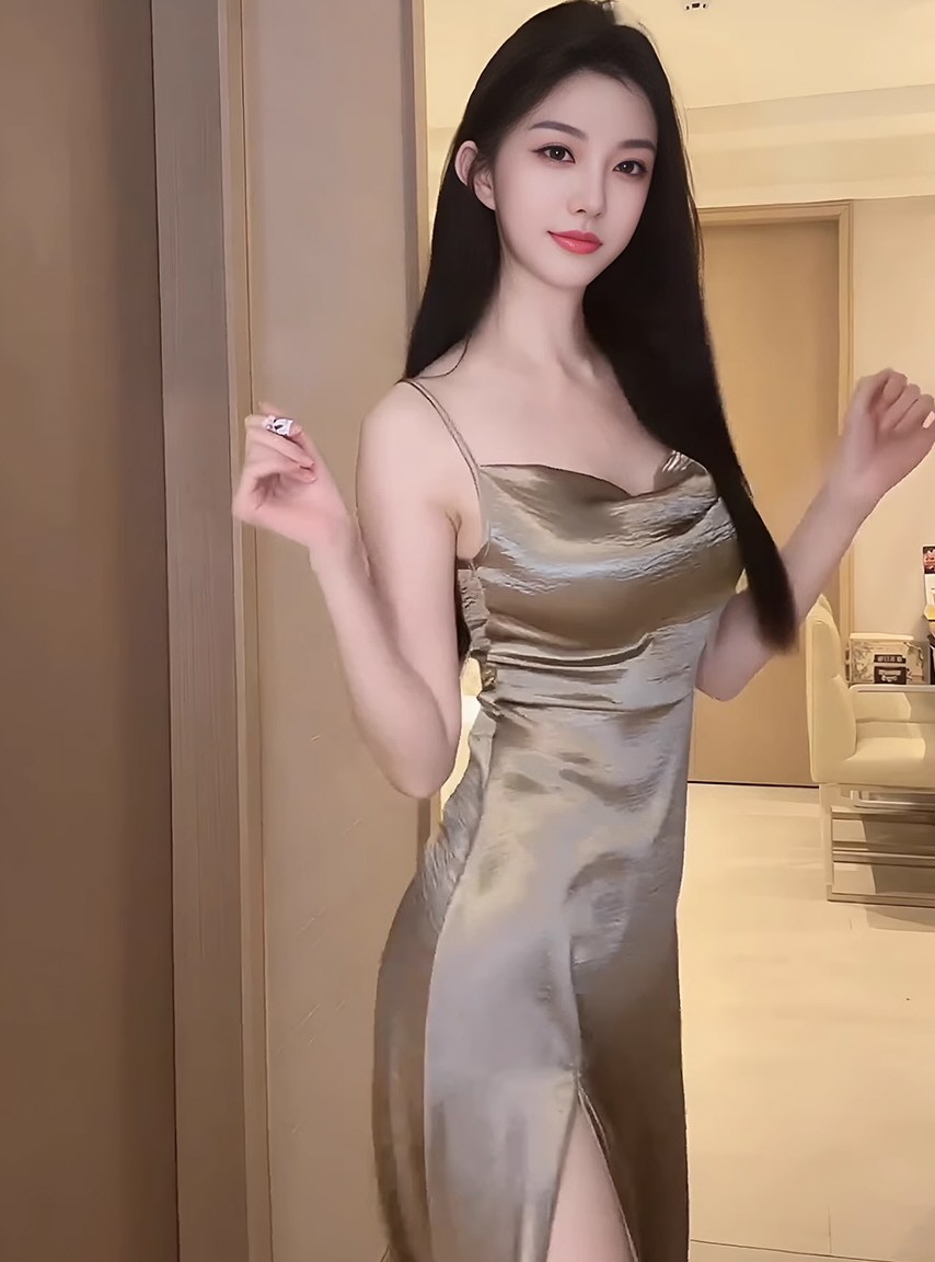 绝色软妹性感吊带裙图集