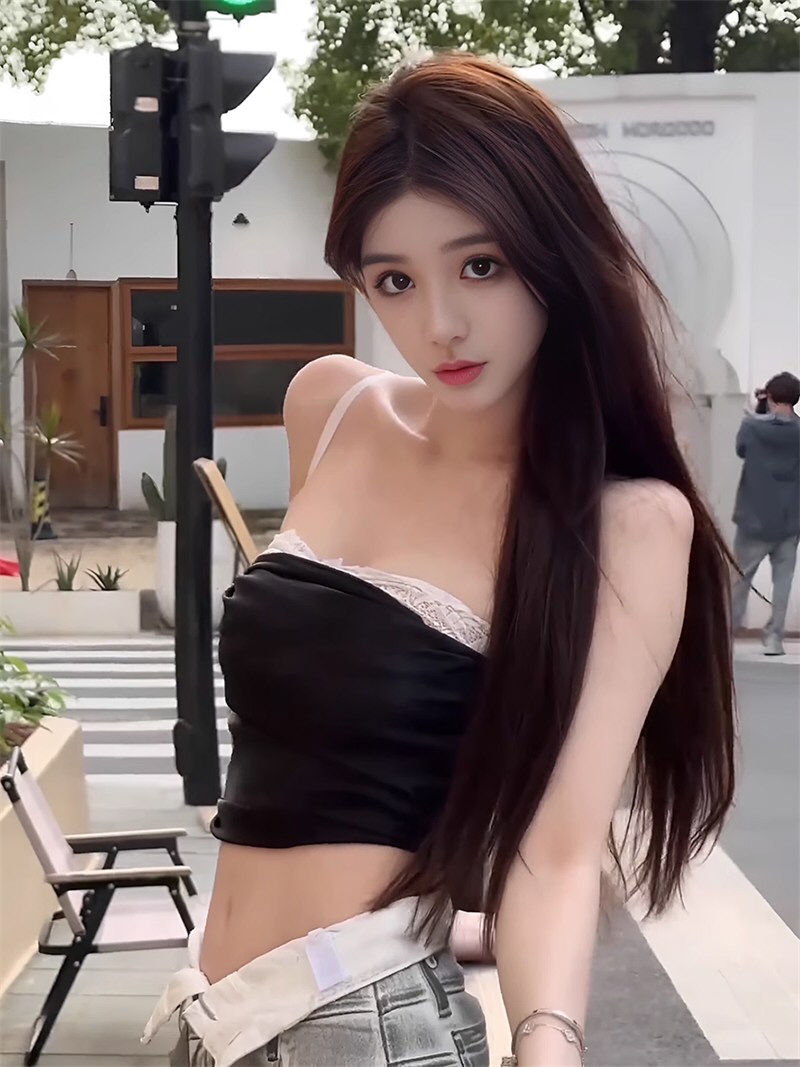 绝色软妹性感吊带裙图集