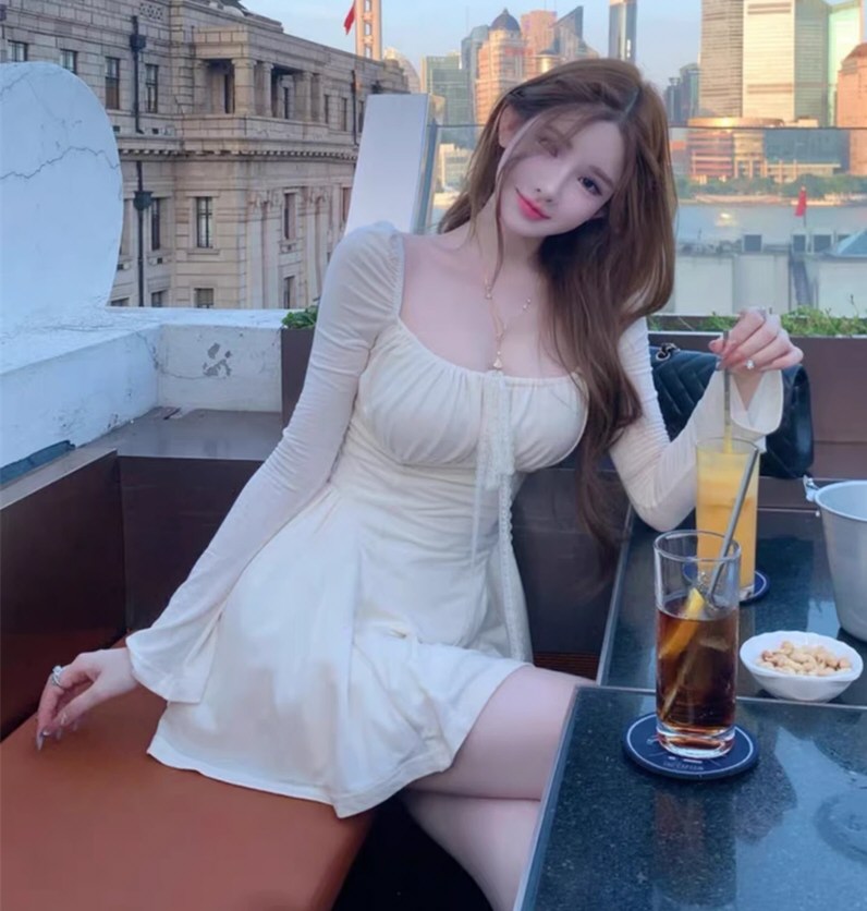 丰腴美女情趣连衣裙相册