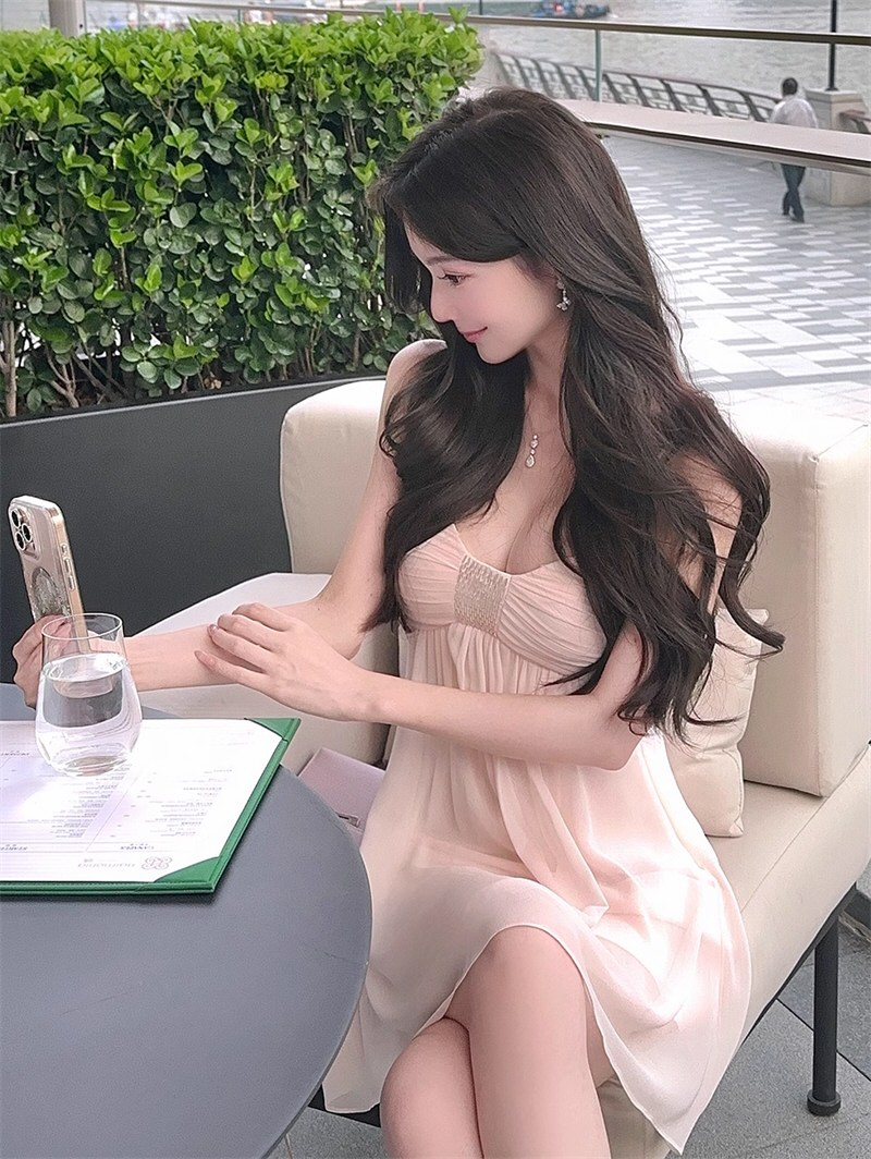 绝色网红性感连衣裙图集