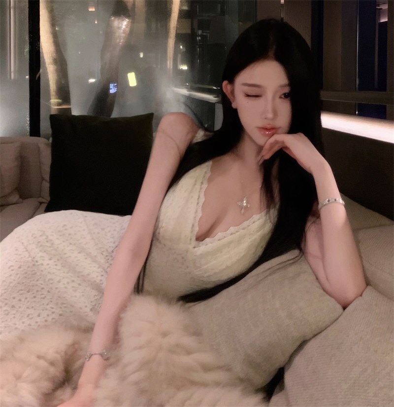 丰满网红性感连衣裙套图