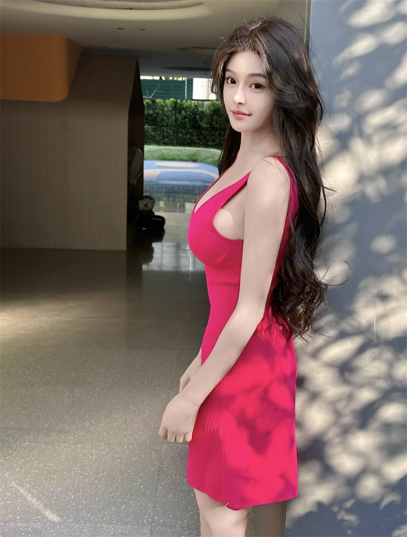 妩媚少女性感连衣裙套图