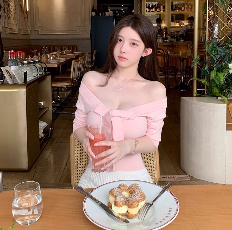 妩媚网红情趣连衣裙照片合集