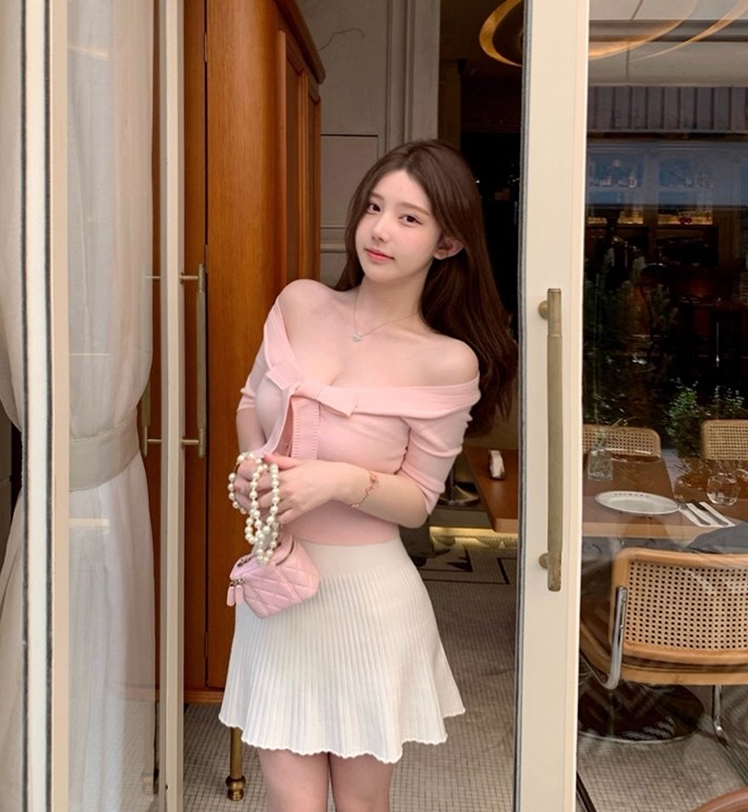 妩媚网红情趣连衣裙照片合集