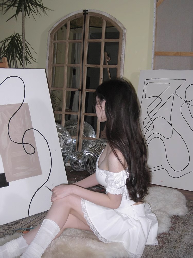 性感淘女郎情趣连衣裙写真