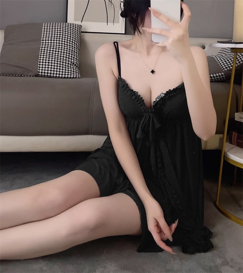 性感软妹情趣连衣裙照片