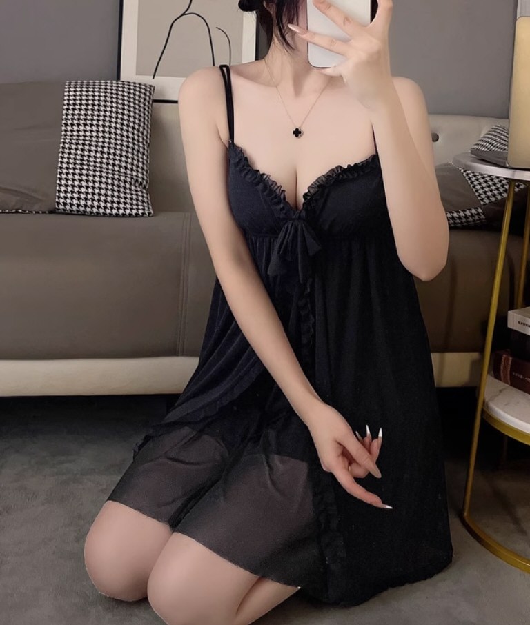 性感软妹情趣连衣裙照片