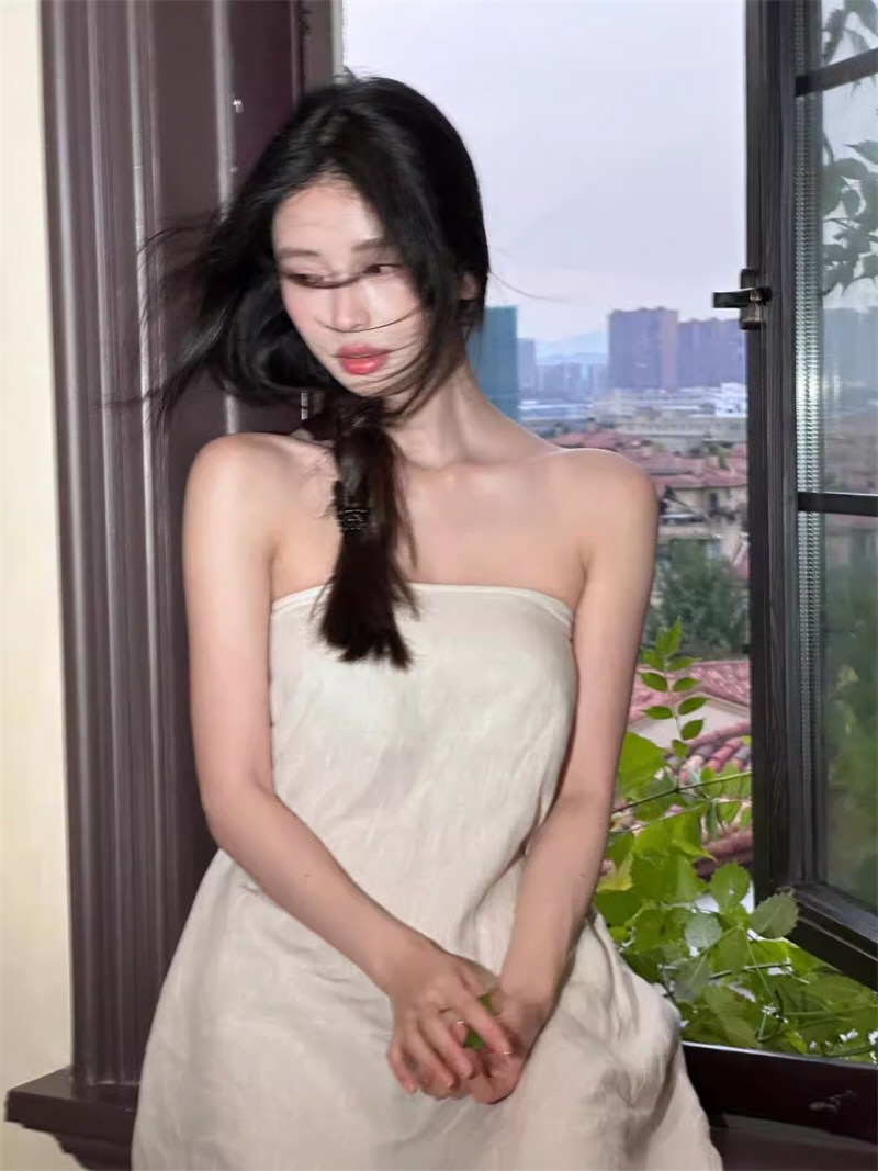 性感嫩模情趣连衣裙套图