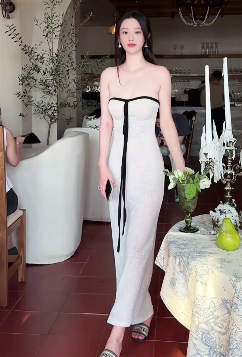 靓丽美女情趣连衣裙性感照片