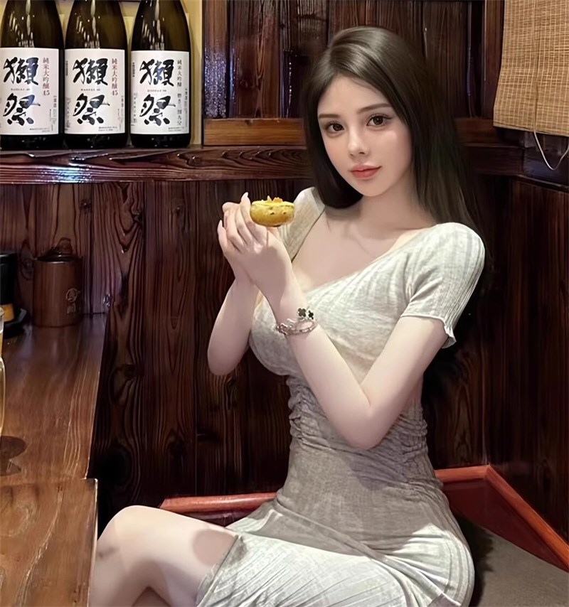 妖艳尤物性感连衣裙图集