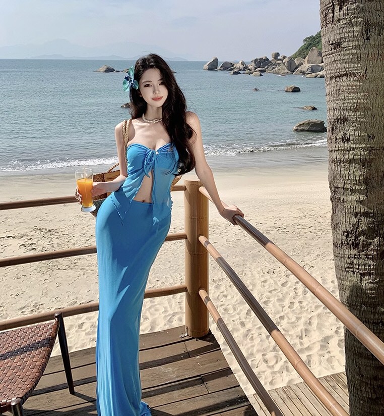 靓丽少女情趣连衣裙照片