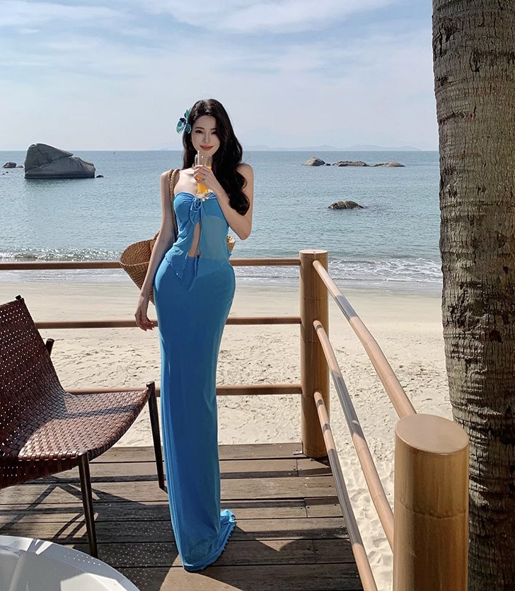 靓丽少女情趣连衣裙照片