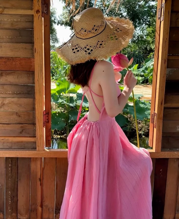 妩媚尤物情趣连衣裙私拍