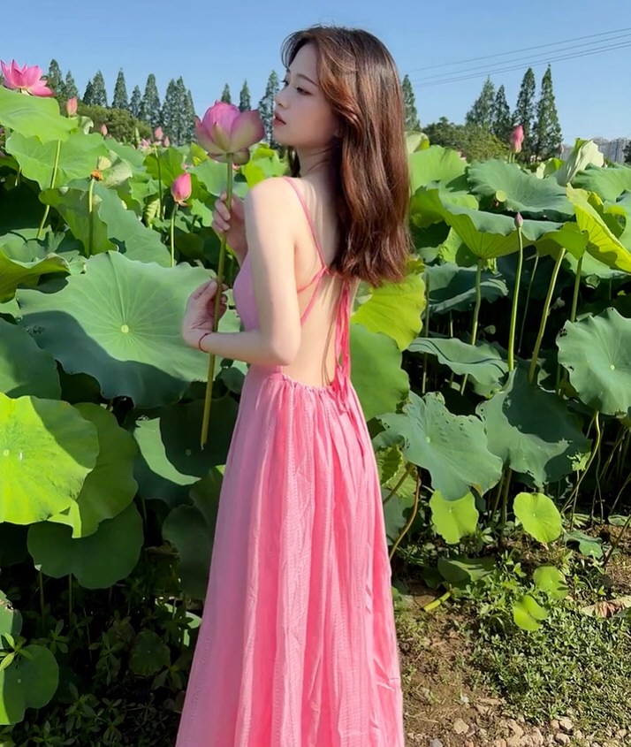 妩媚尤物情趣连衣裙私拍