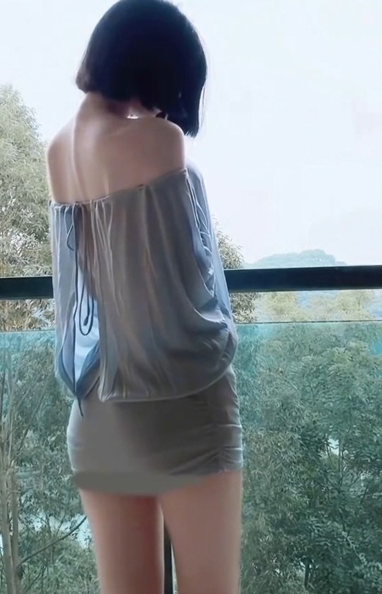 性感美女性感包臀裙写真