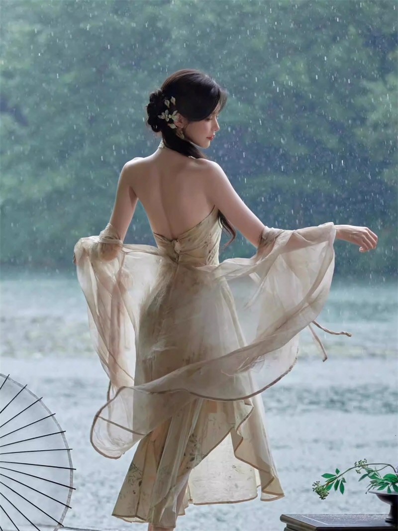 绝色软妹性感连衣裙照片