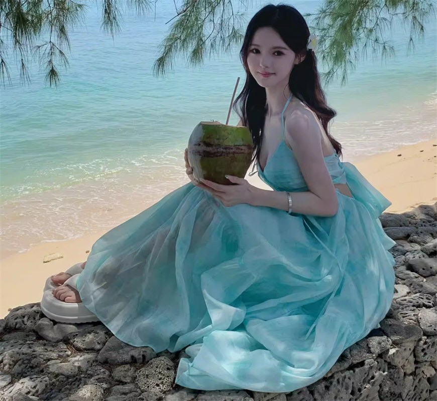 美丽嫩模性感连衣裙原图