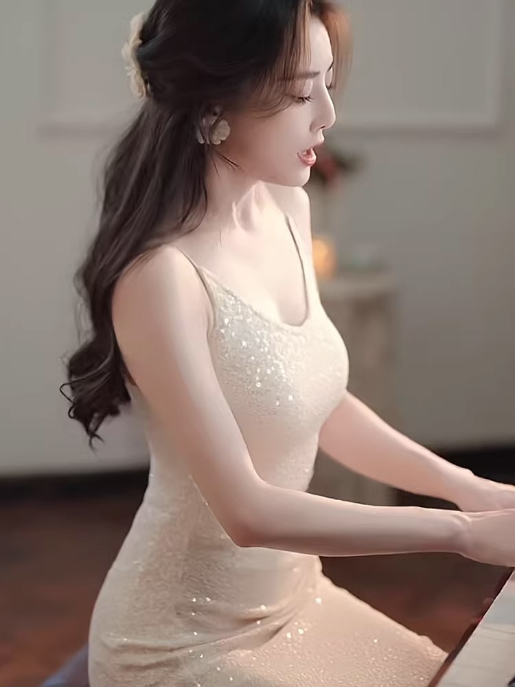 美丽嫩模性感连衣裙原图