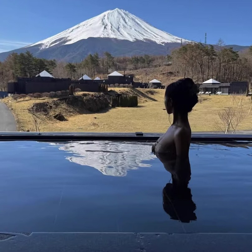 诱人美女性感比基尼衣图集