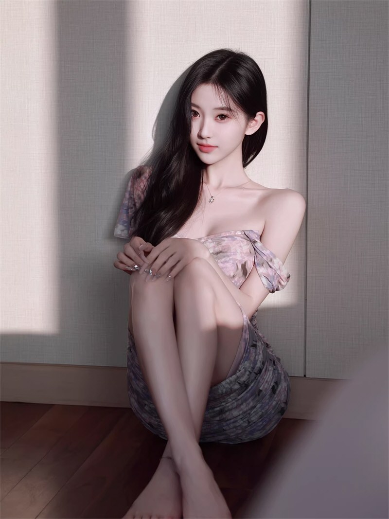 漂亮少女情趣连衣裙相册