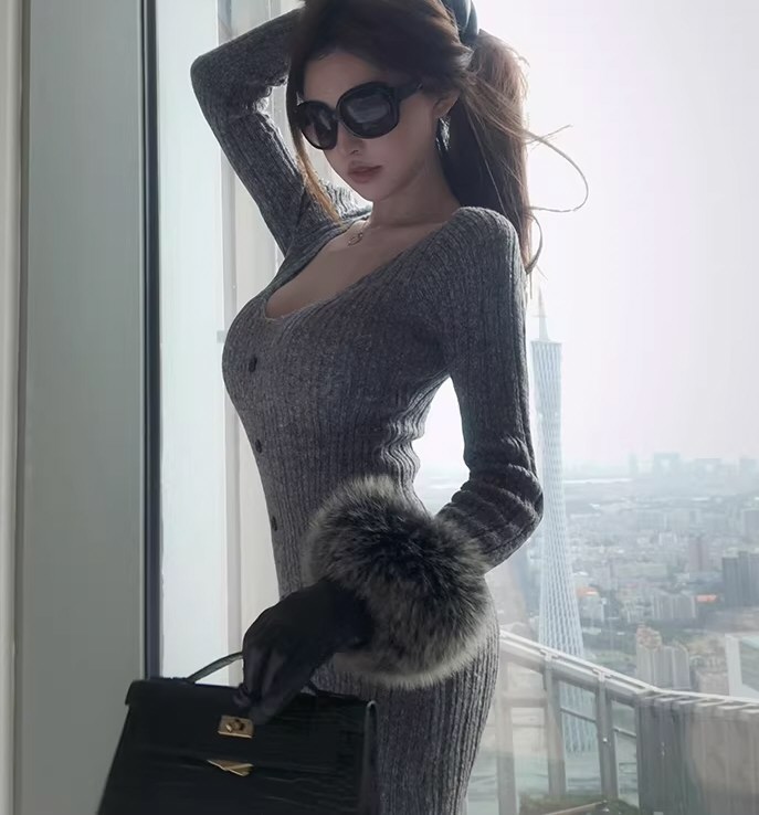 丰腴美女性感连衣裙相册