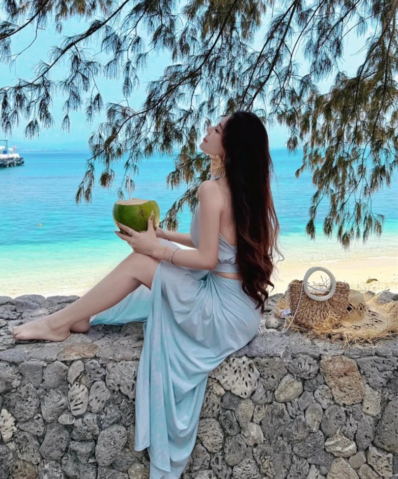 性感御姐性感连衣裙照片