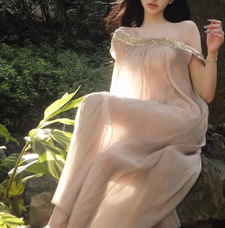 妩媚网红性感女神裙套图